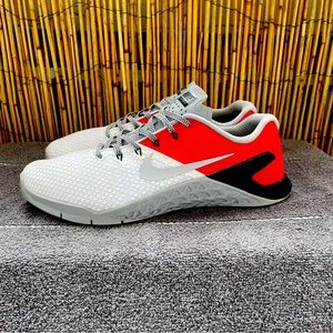 Nike Metcon 4 iD multicolor Size 10.5 Excellent condition!